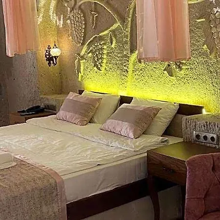Mesken Cave 5*