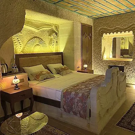 Mesken Cave 5* Аванос