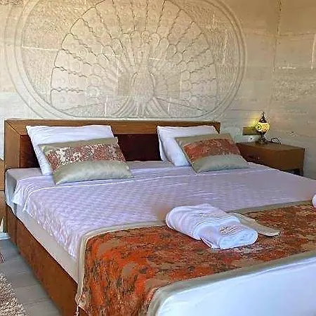 Mesken Cave Отель 5*